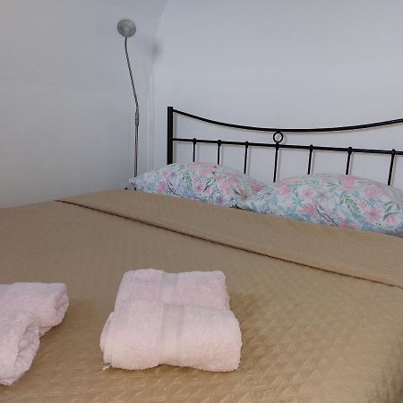 Apartman Biba Lubenice Eksteriør billede